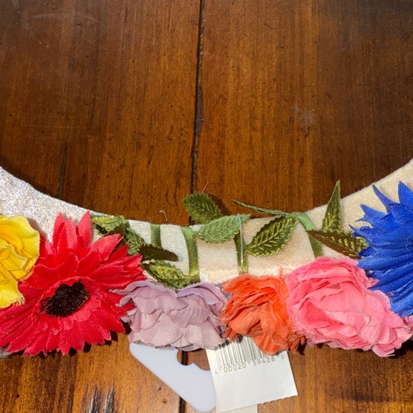 Disney White Lace Ears with Floral Accents (NWT) - Picture 6 of 10